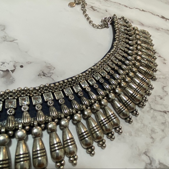 🛍 3/$45 Aldo Statement Piece Necklace - Picture 3 of 6